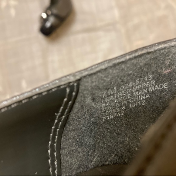 Monet Blue Due Classic Leather Pump - Picture 6 of 6